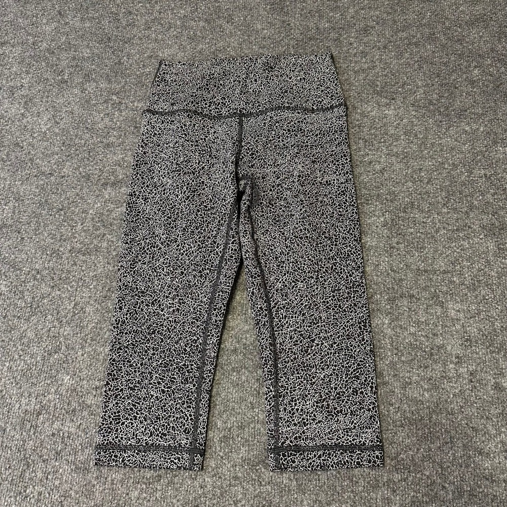 Lululemon Leggings Womens Size 6 Black White Crackle Print High Rise Crop Yoga